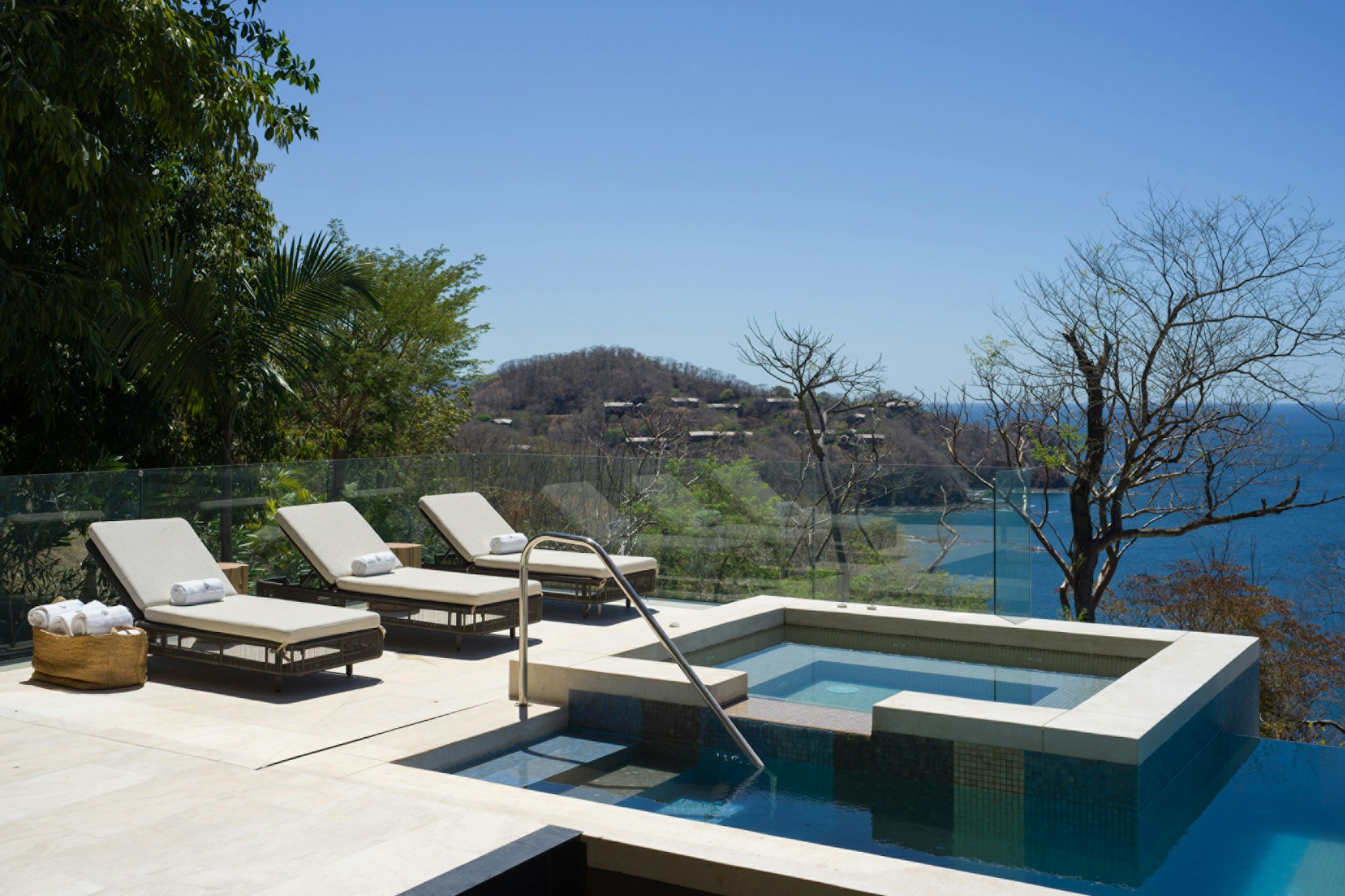 Four Seasons Resort Peninsula Papagayo, Costa Rica 12/21