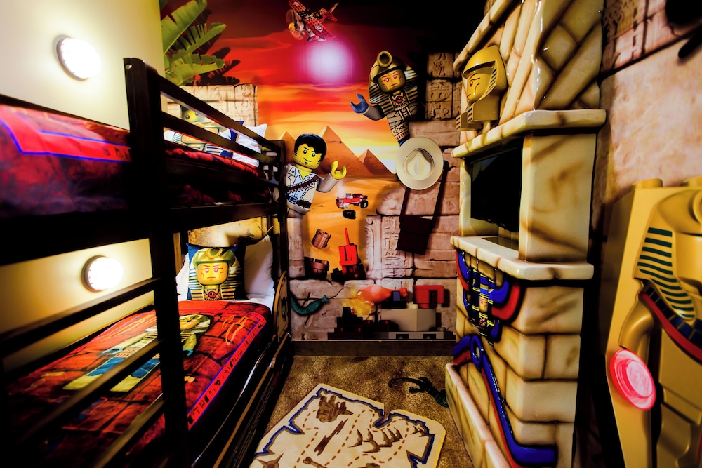 Legoland Florida Hotel 20/50