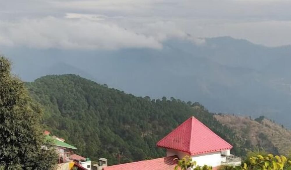 Blue Pine Resort 30/36