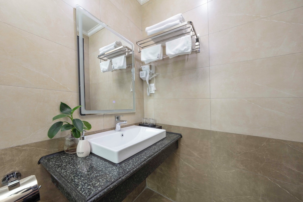Airport Classic Hotel 2 45/50