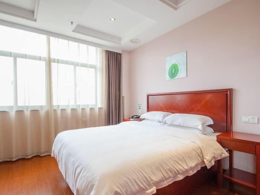 GreenTree Inn Nantong Rugao Bus Station Business Hotel 37/54