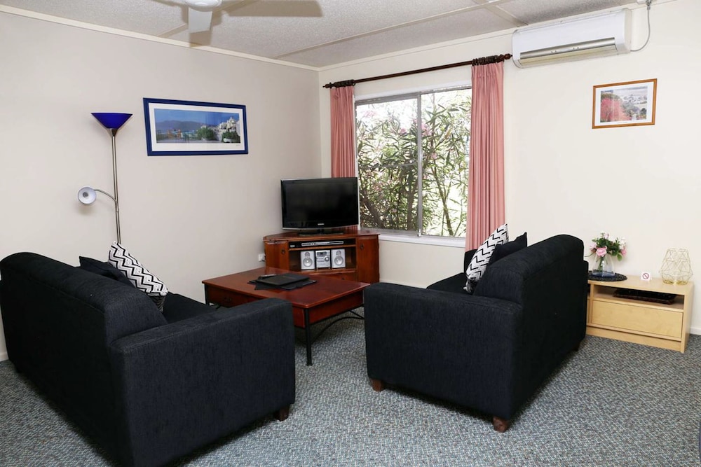 Westwood Motor Inn 34/50