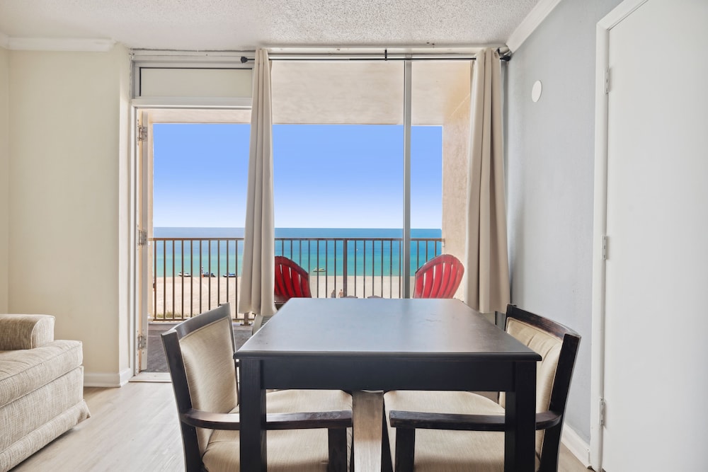 Seahaven Beach Hotel 50/69