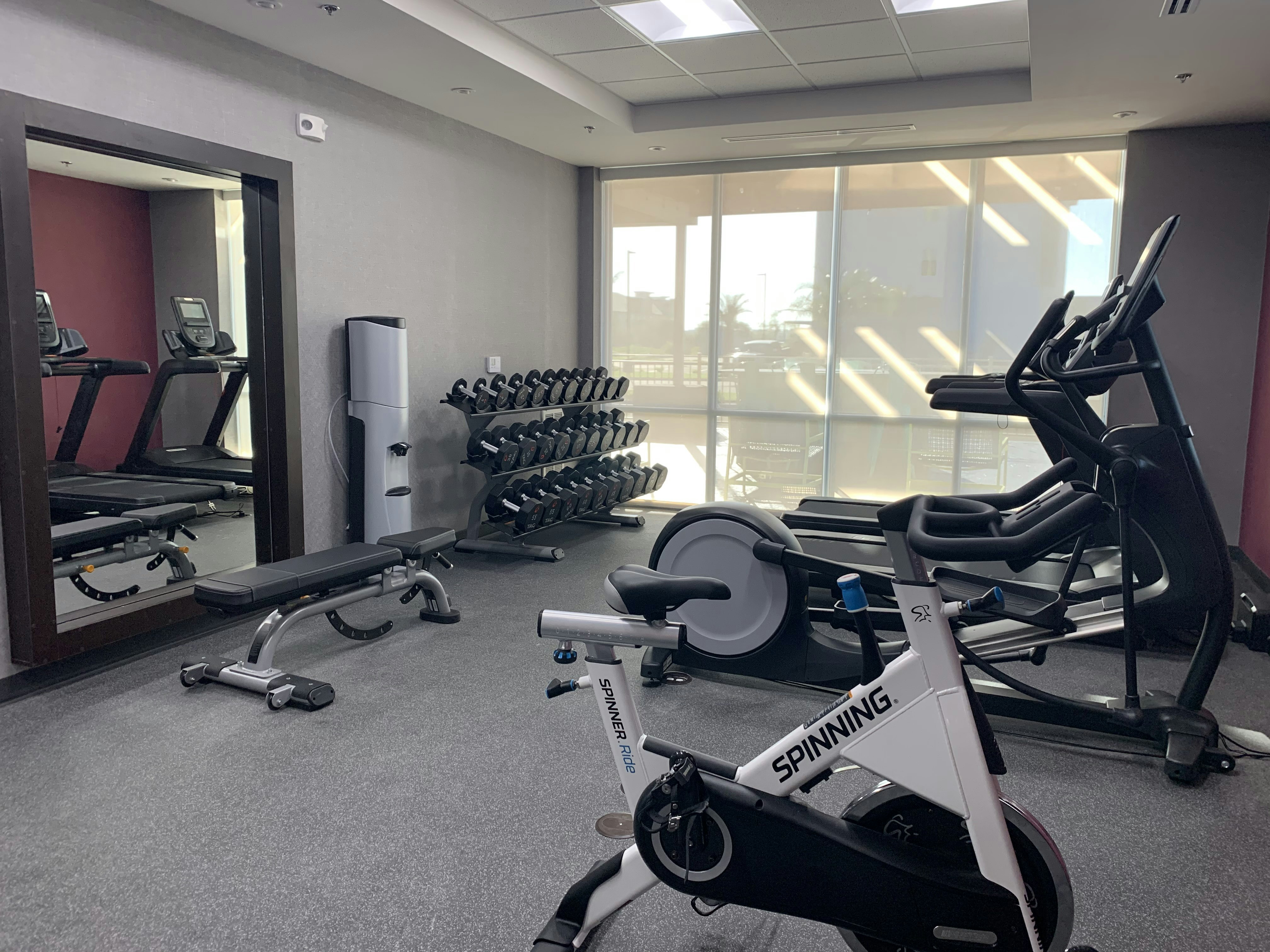 Home2 Suites by Hilton Edinburg 2/6