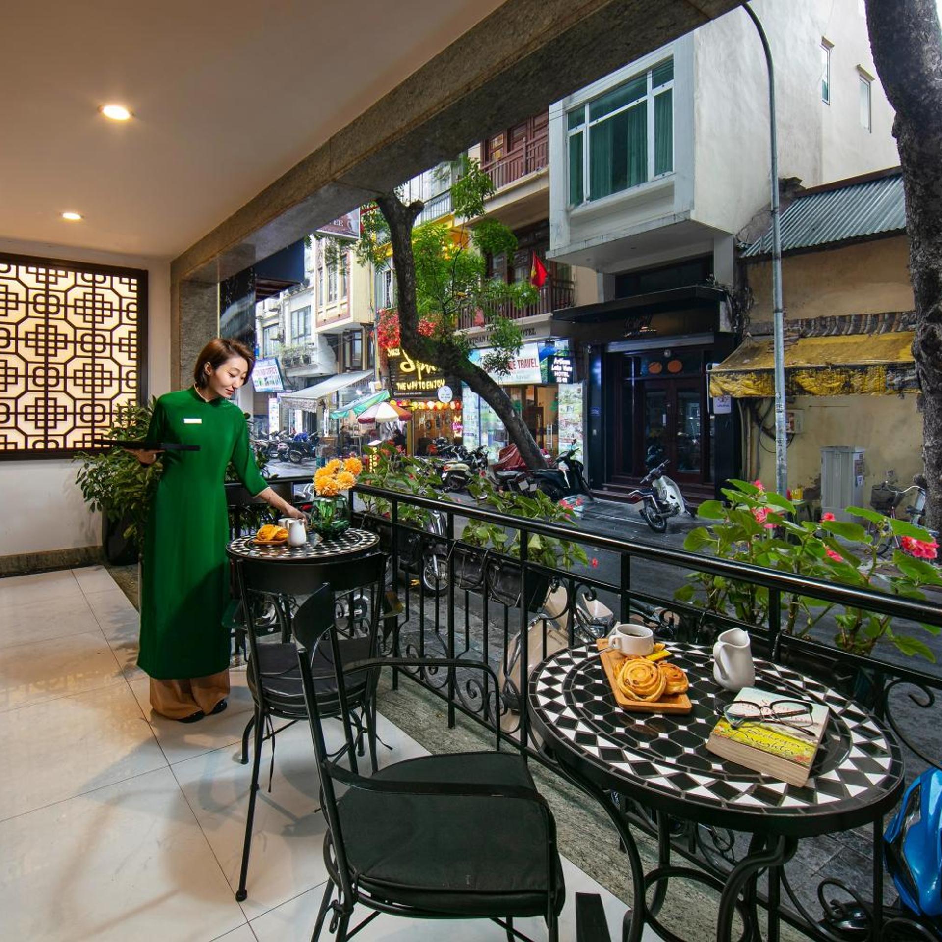 Artisan Boutique Hotel 34/38
