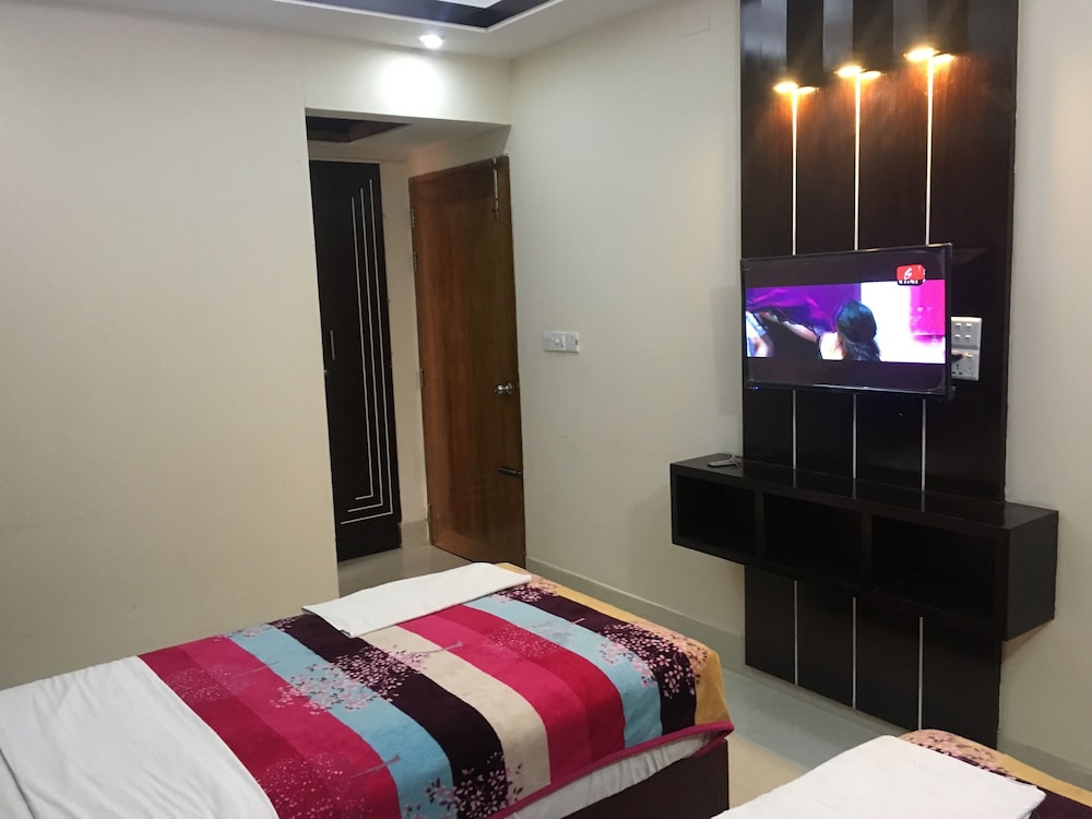 1 BEDROOM, CLASSIC, DOUBLE OR TWIN BED, CITY VIEW, ACCESSIBLE