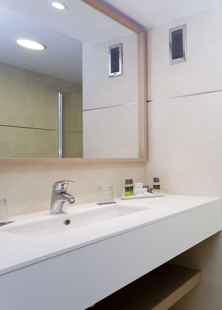 Insotel Cala Mandia Resort Spa 34/71