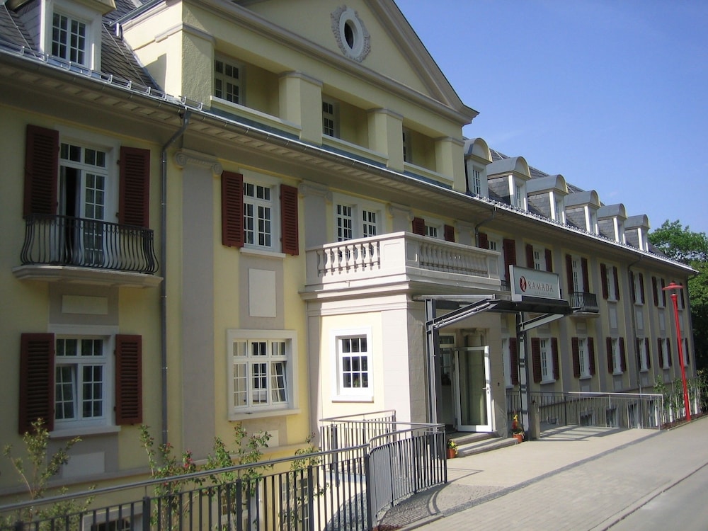 Sante Royale Hotel 1/65
