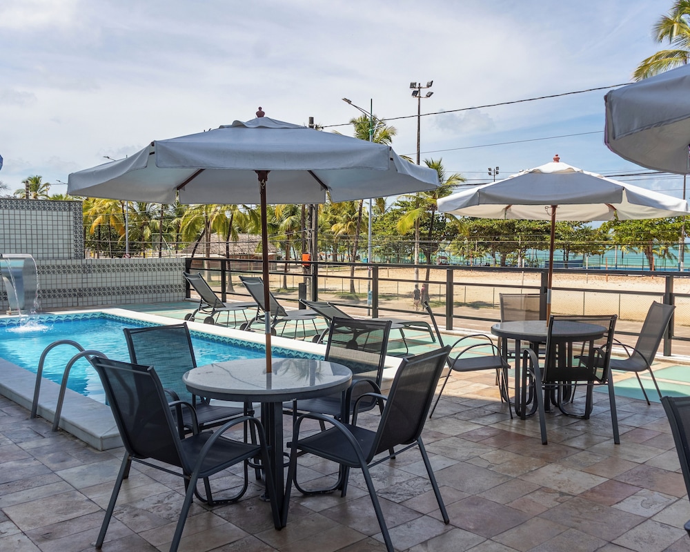 Praia Hotel Enseada 51/63
