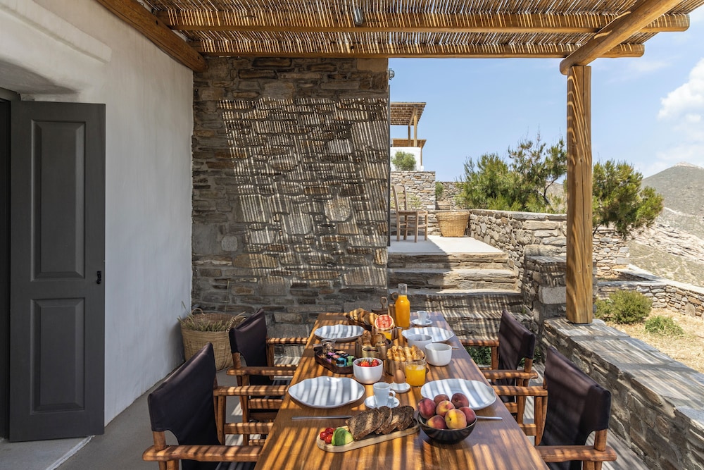 Acron Villas 33/50