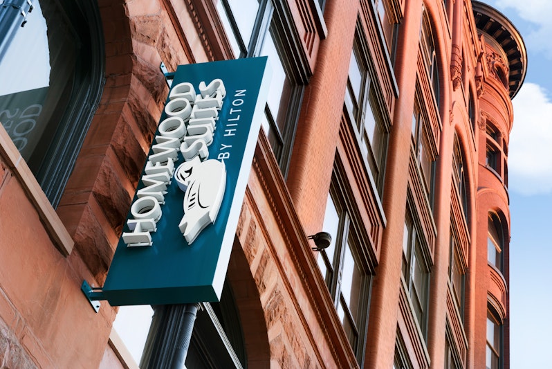 Homewood Suites By Hilton Milwaukee-Downtown 1/25