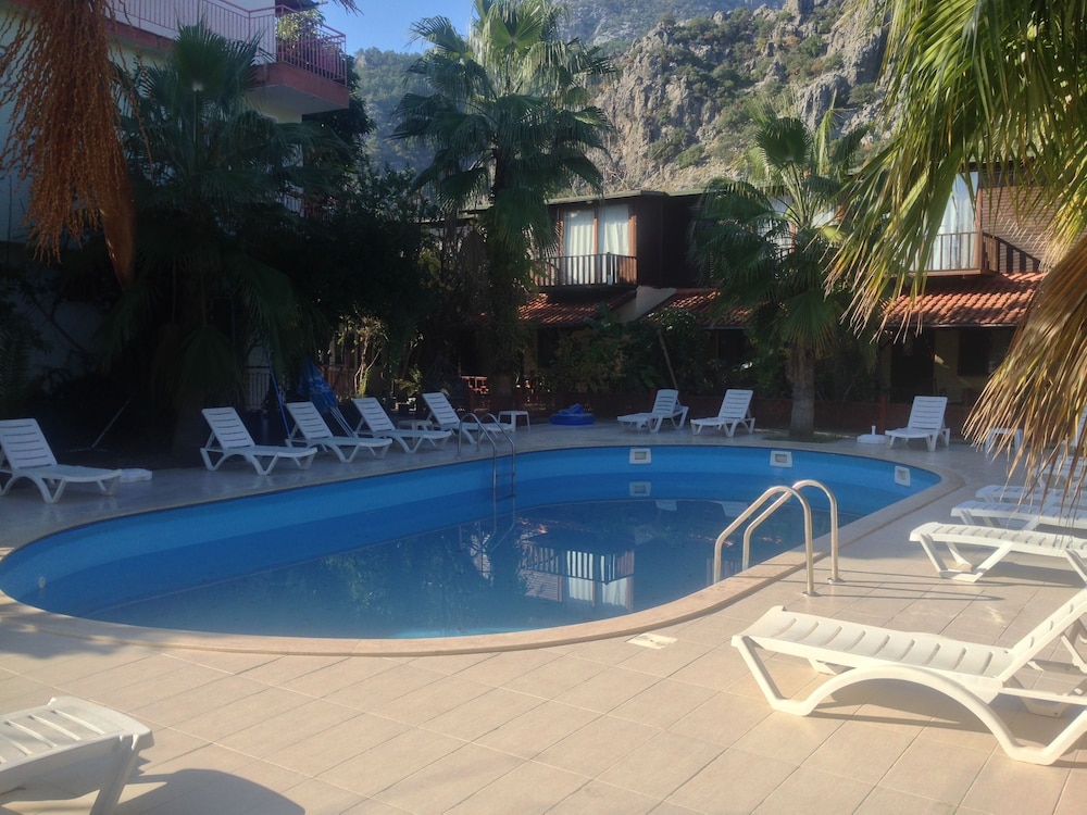 Kutle Hotel 31/40