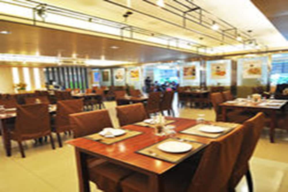 Centric Place Hotel 47/66