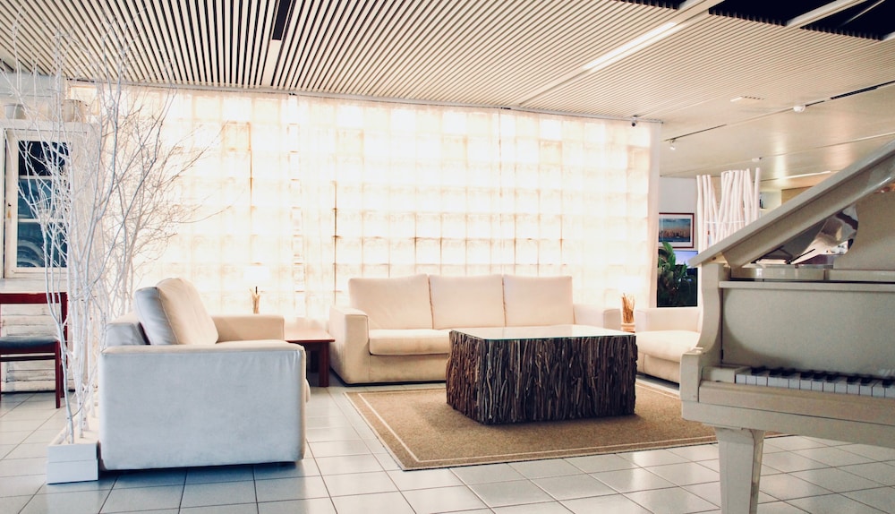 Hotel Puntaquattroventi 52/74