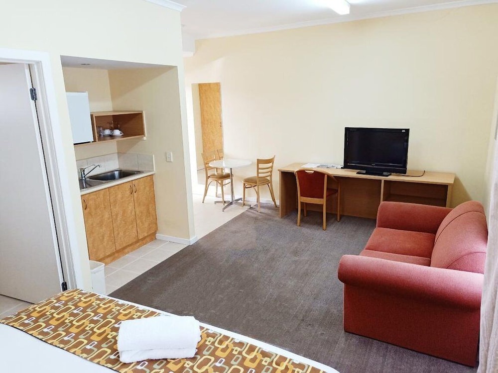 Glen Inn 34/70