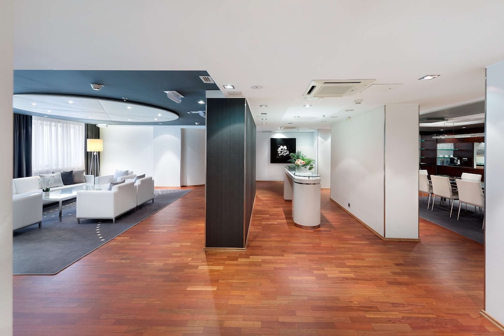 Radisson Blu Olumpia 55/74