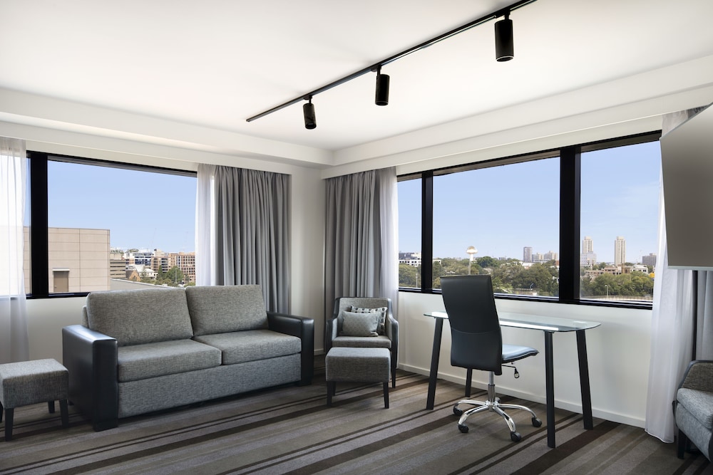Mercure Sydney 47/67