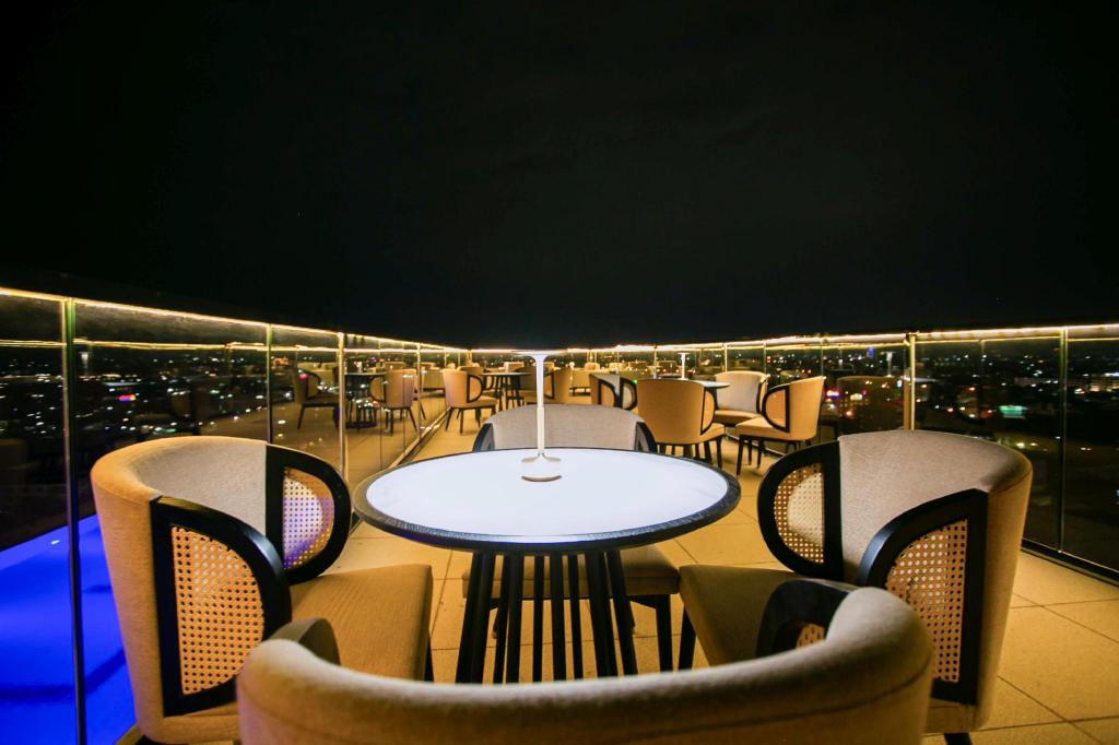 Ramada by Wyndham Vientiane Central 38/54