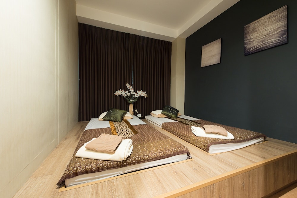 Siam Mandarina Hotel Formerly Grand Inn Come Hotel Suvarnabhumi Airport 42/74