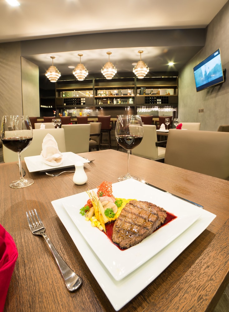 Huper Hotel Boutique 34/46