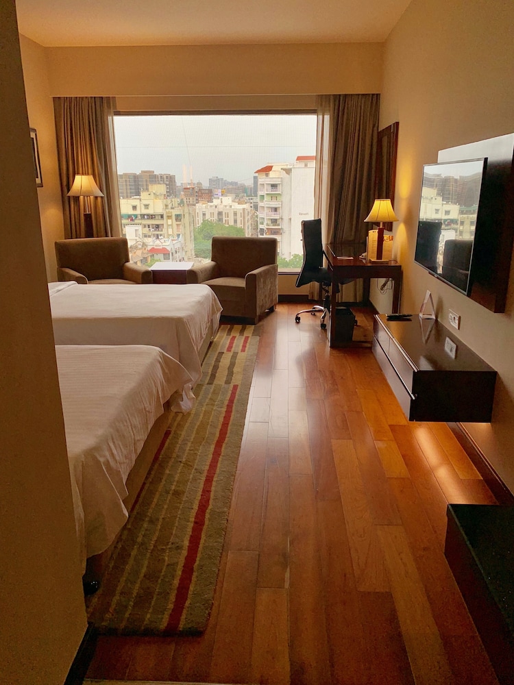 Courtyard By Marriott Ahmedabad 43/78