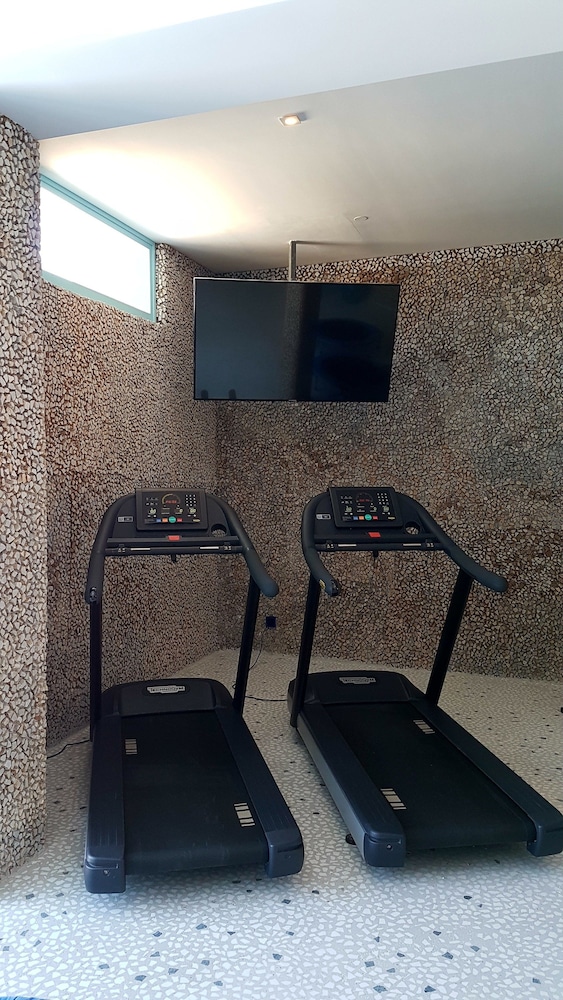 Agalia Luxury Suites 60/78