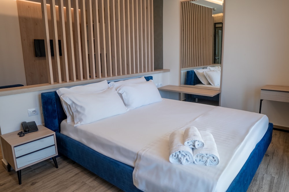 Hotel Triumf 20/50