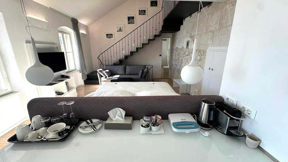 Riva Luxury Suites 39/50
