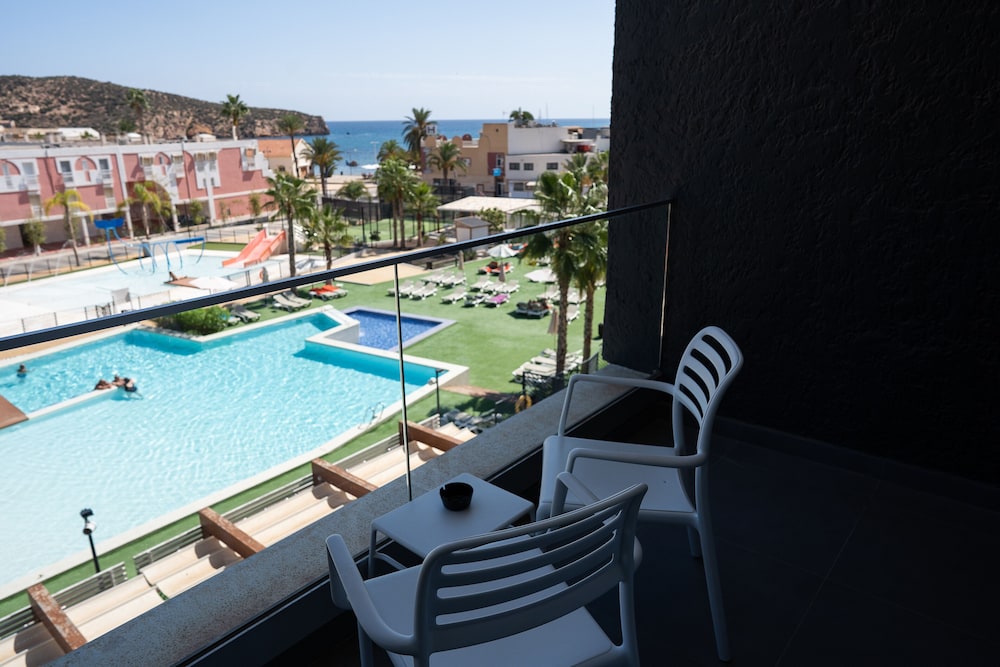 30 Degrees Hotel Dos Playas 39/50