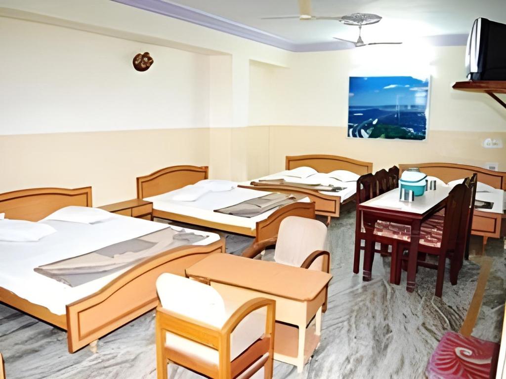 HOTEL SAHIL 31/33