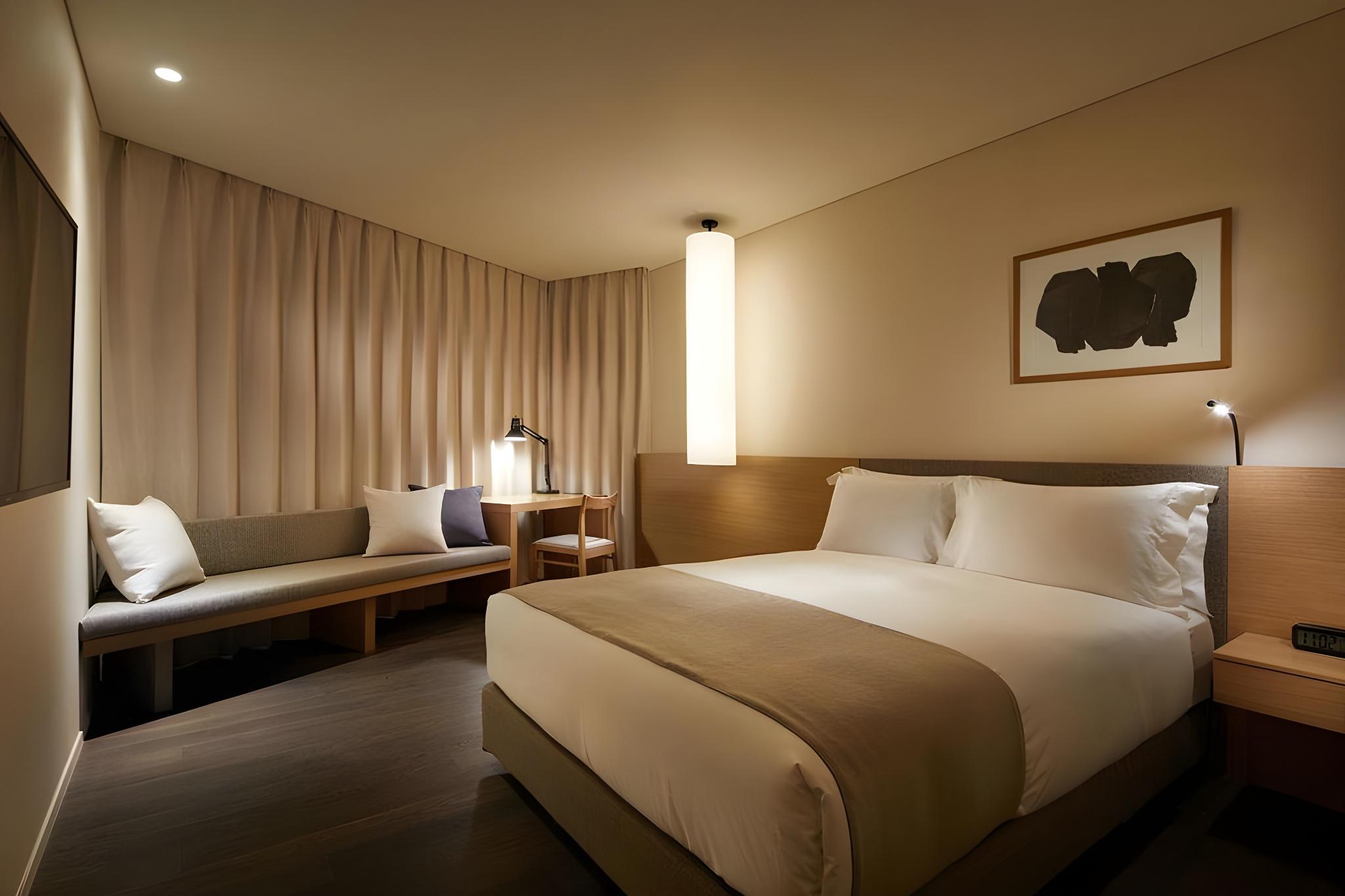 Premium, Double Bed
