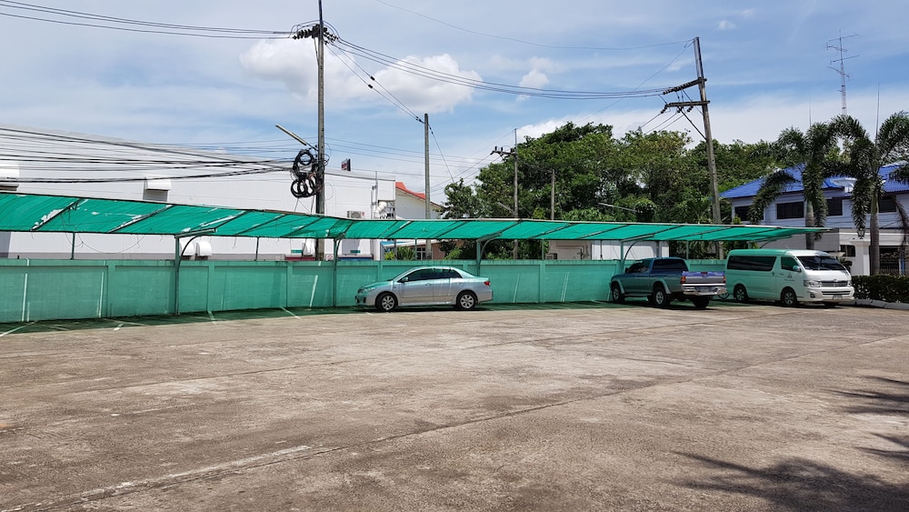 Bt Grand Condotel 56/64