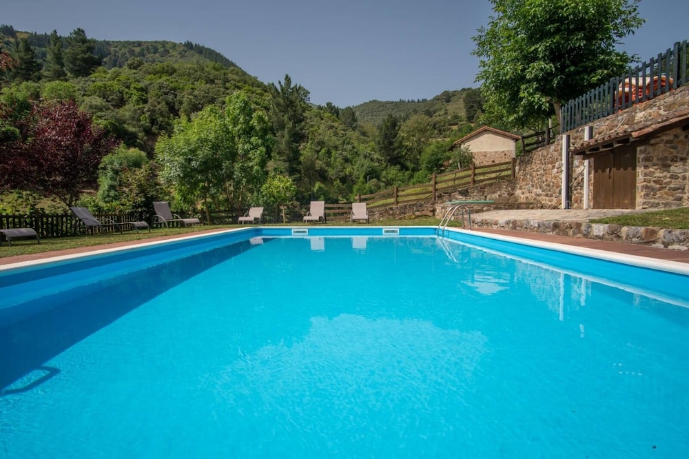 Hotel Finca Malvasia 36/60