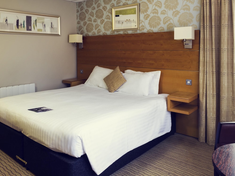 Mercure Hull Grange Park Hotel 29/75
