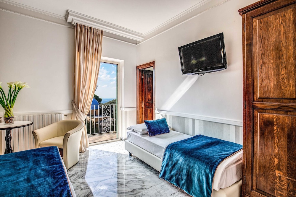 Hotel Castel Vecchio 24/48