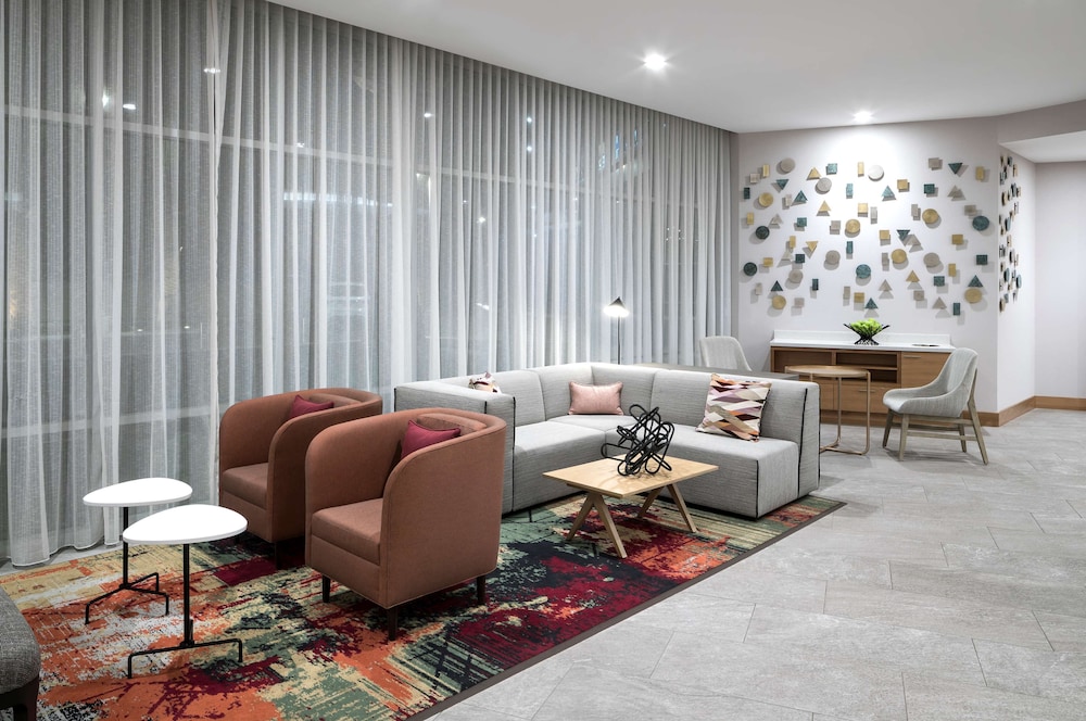 Hyatt Place Tempe/Phoenix/University 18/48