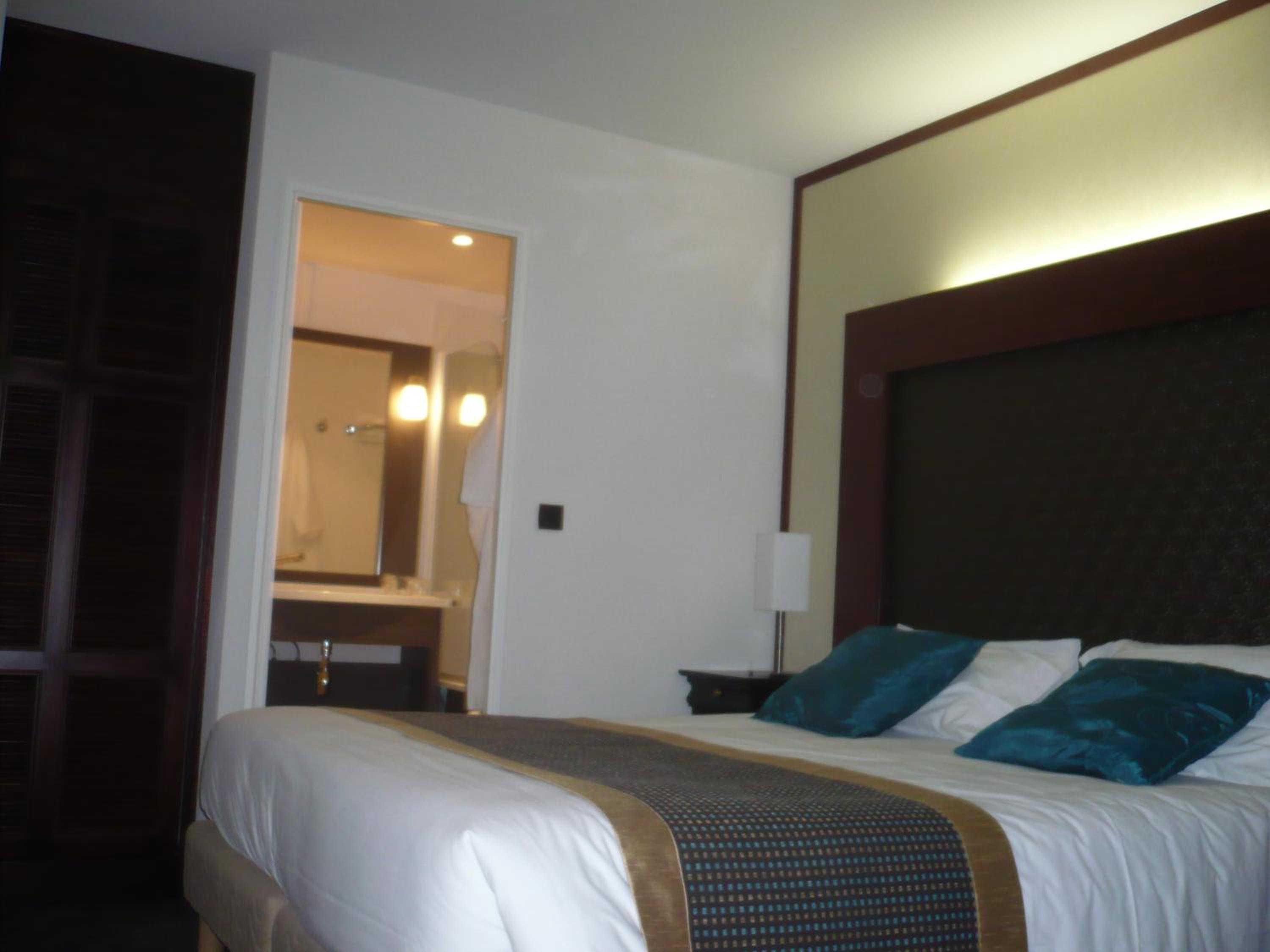 Hotel De France 9/37