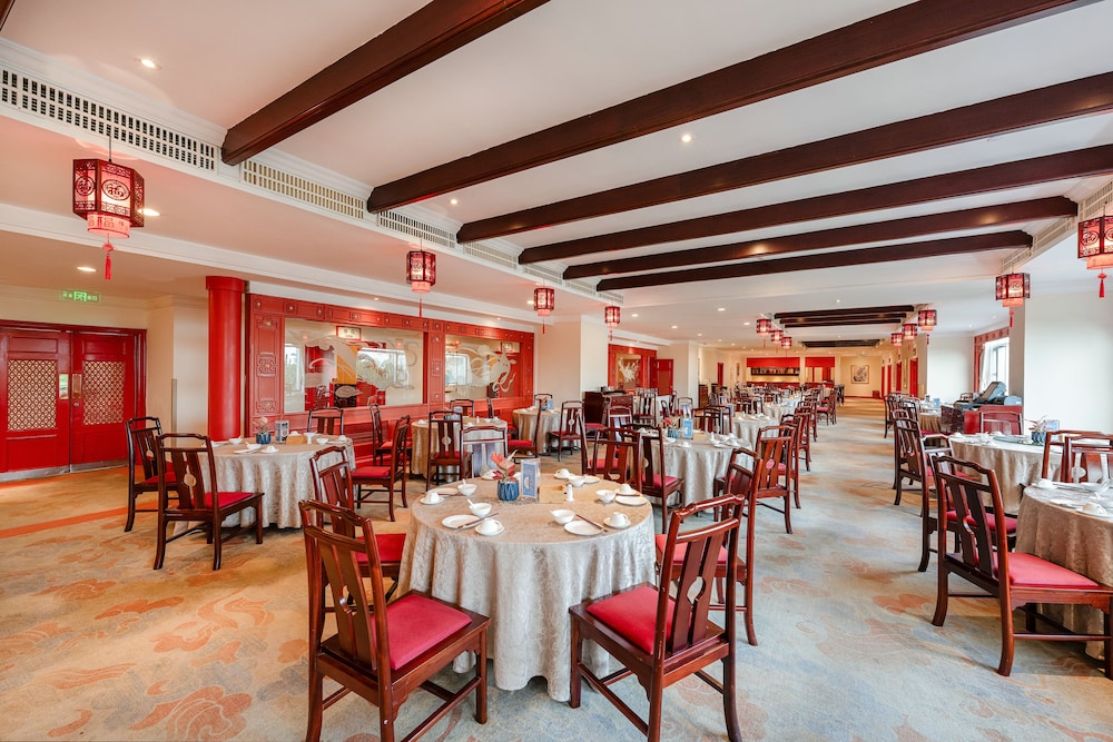 Shangri La Beihai 31/50