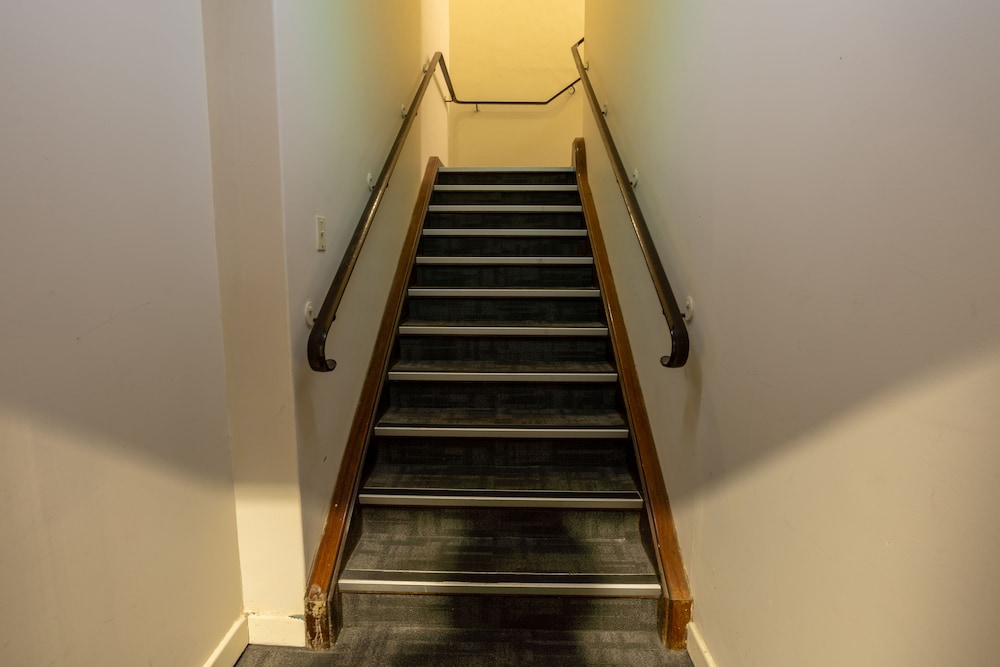 ESPLANADE HOTEL 29/56