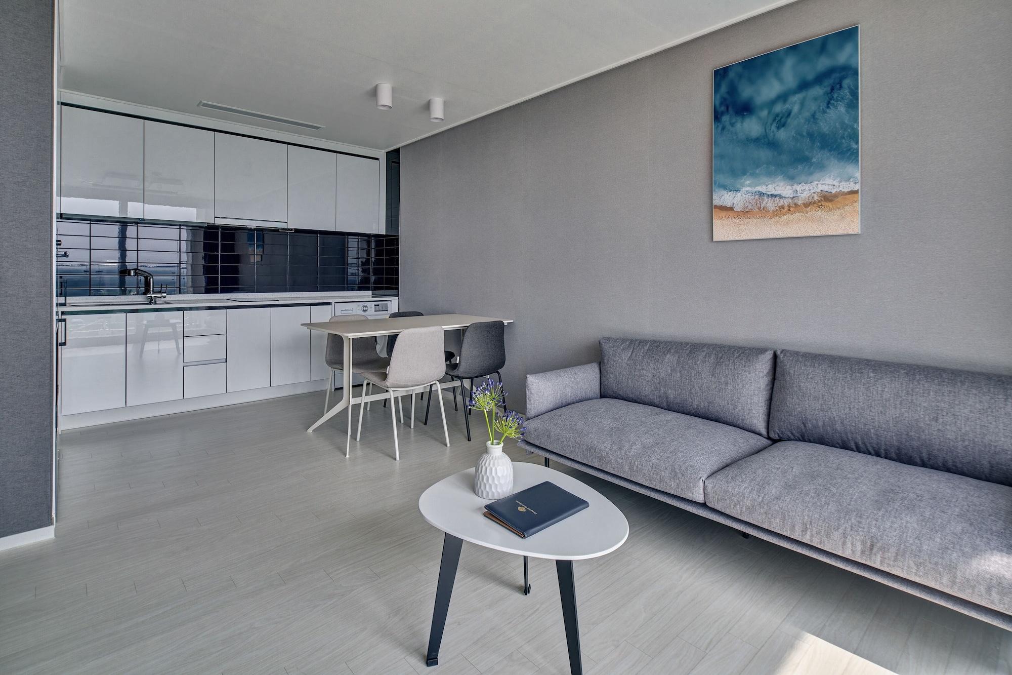 Chonpines Ocean Suites 24/50