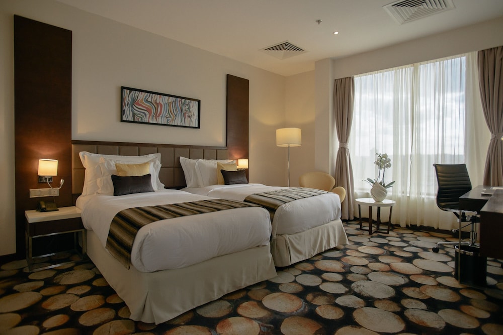 The Concord Hotel And Suites 10/36