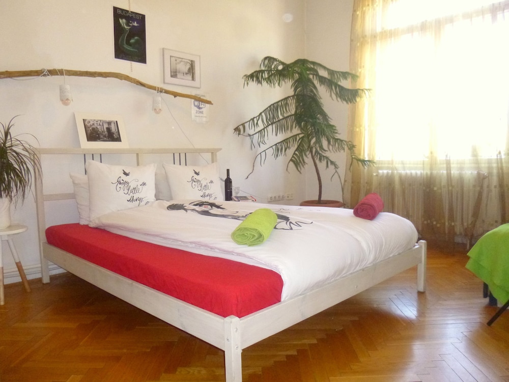 Gaia Hostel 16/50