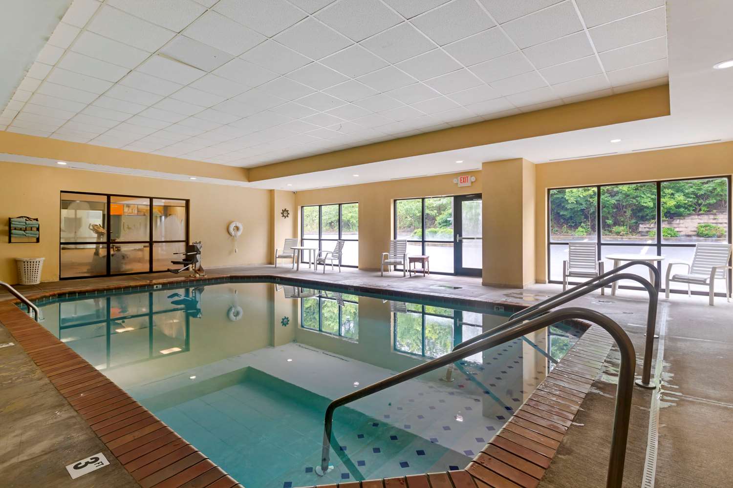 Comfort Suites Kingsport South 19/32