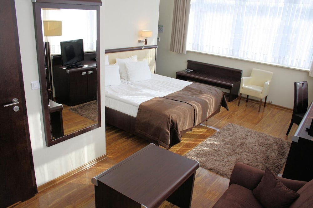 Business Faltom Hotel 17/56