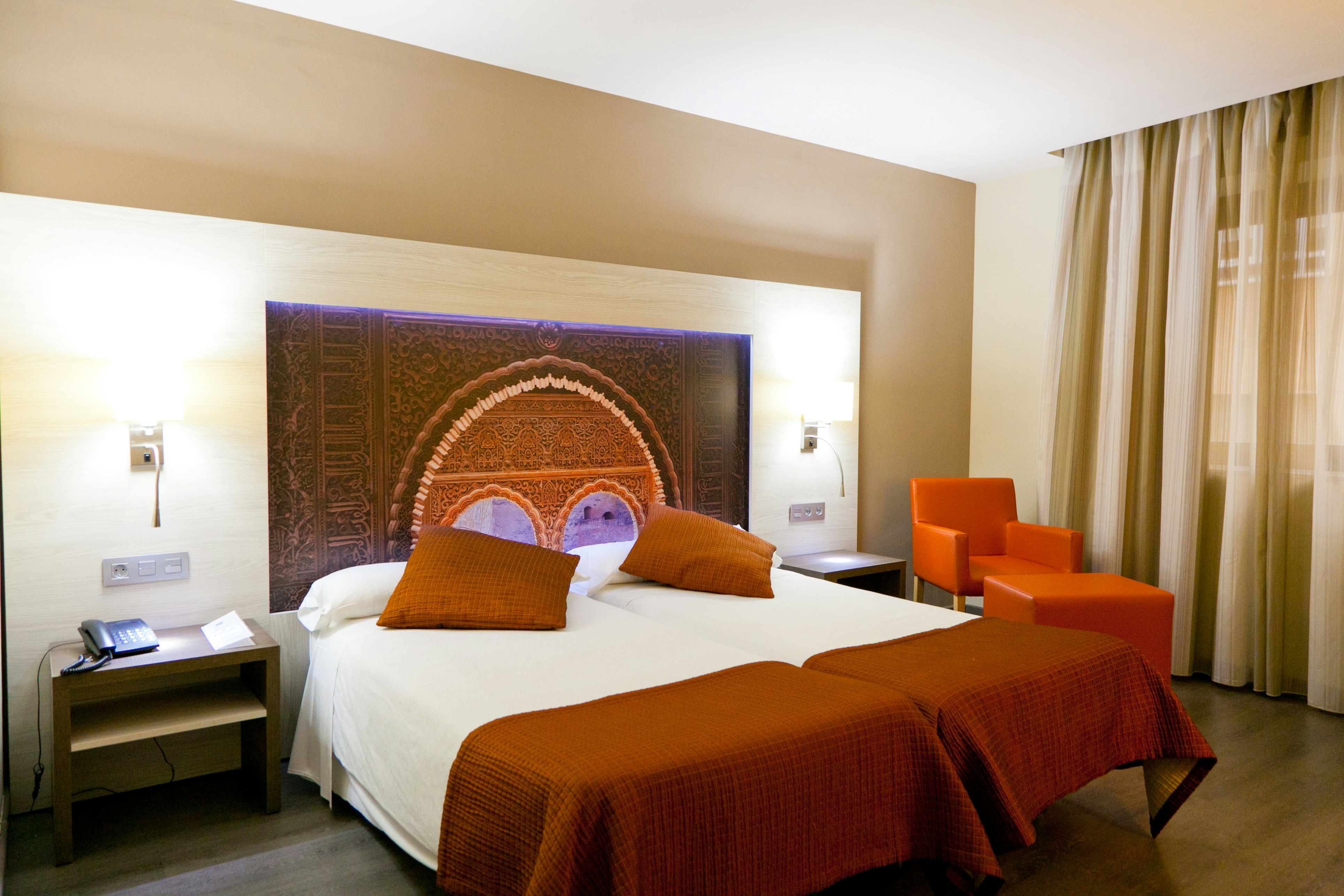 Porcel Sabica Hotel 33/83