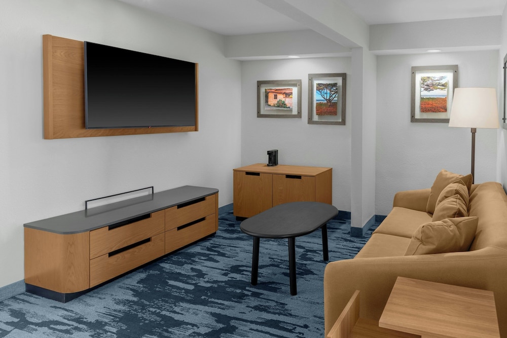 Fairfield Inn Suites San Francisco San Carlos 28/50