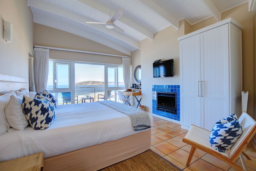 Periwinkle Guest Lodge 10/41