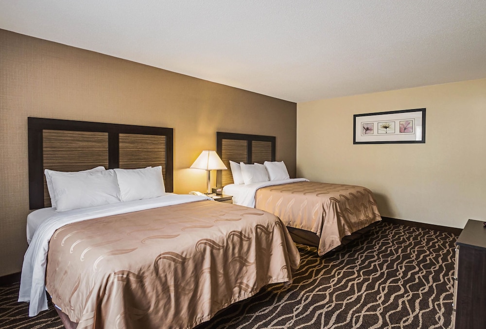 Quality Inn & Suites Frostburg-Cumberland 21/58