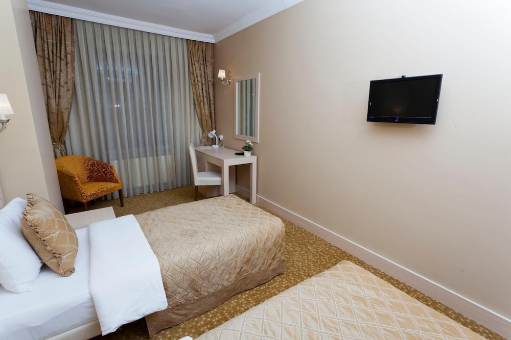 Classes Boutique Hotel 24/67
