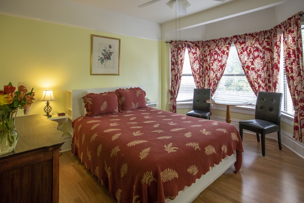 Hayes Valley Inn 28/71